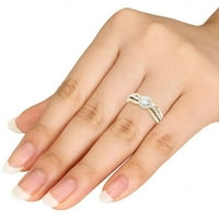 Carat T.W. Dijamantni pojedinačni halo 10kt zaručnički prsten od žutog zlata